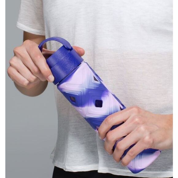 Lululemon Pure Focus Glass Water Bottle Iris Flower Pretty Purple - Picture 2 of 4